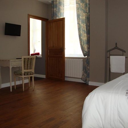 La Cour Des Carmes Bed and Breakfast Arras Δωμάτιο φωτογραφία