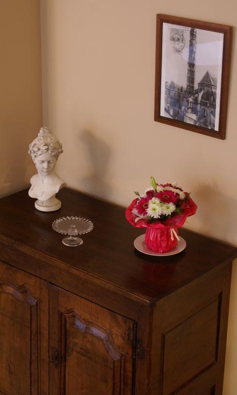 La Cour Des Carmes Bed and Breakfast Arras Εξωτερικό φωτογραφία