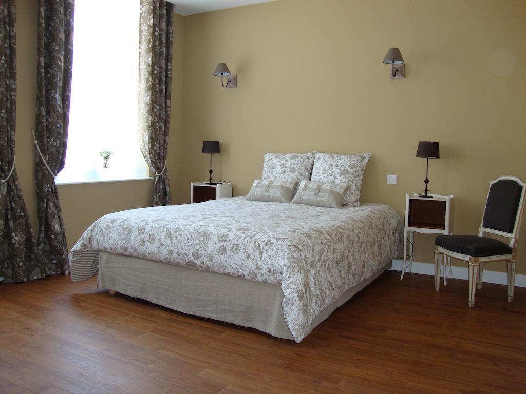 La Cour Des Carmes Bed and Breakfast Arras Δωμάτιο φωτογραφία